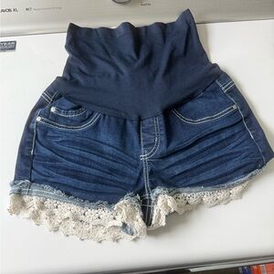 Blue savvy Lace Trim maternity shorts size Small